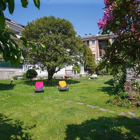 Villa Rachel Intra Buitenkant foto