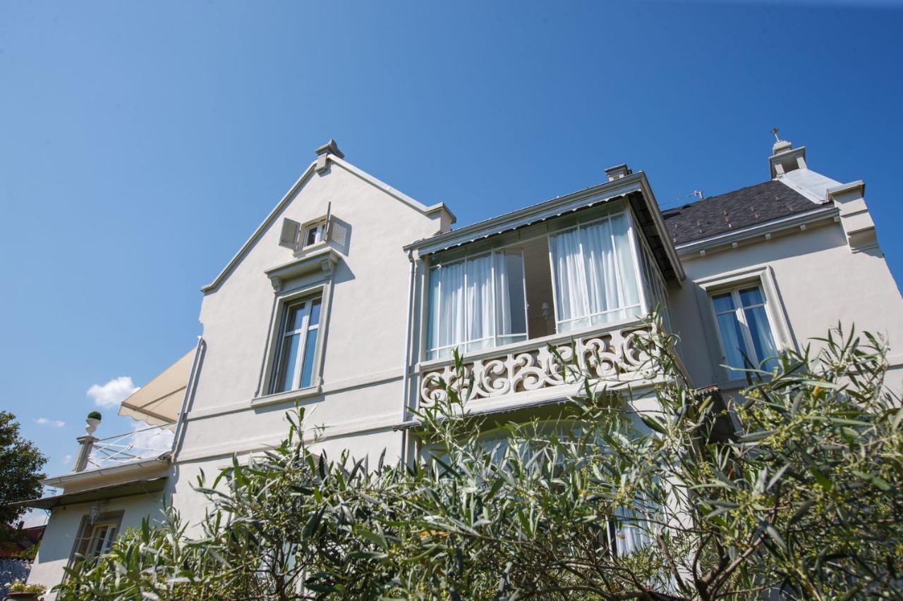 Villa Rachel Intra Buitenkant foto