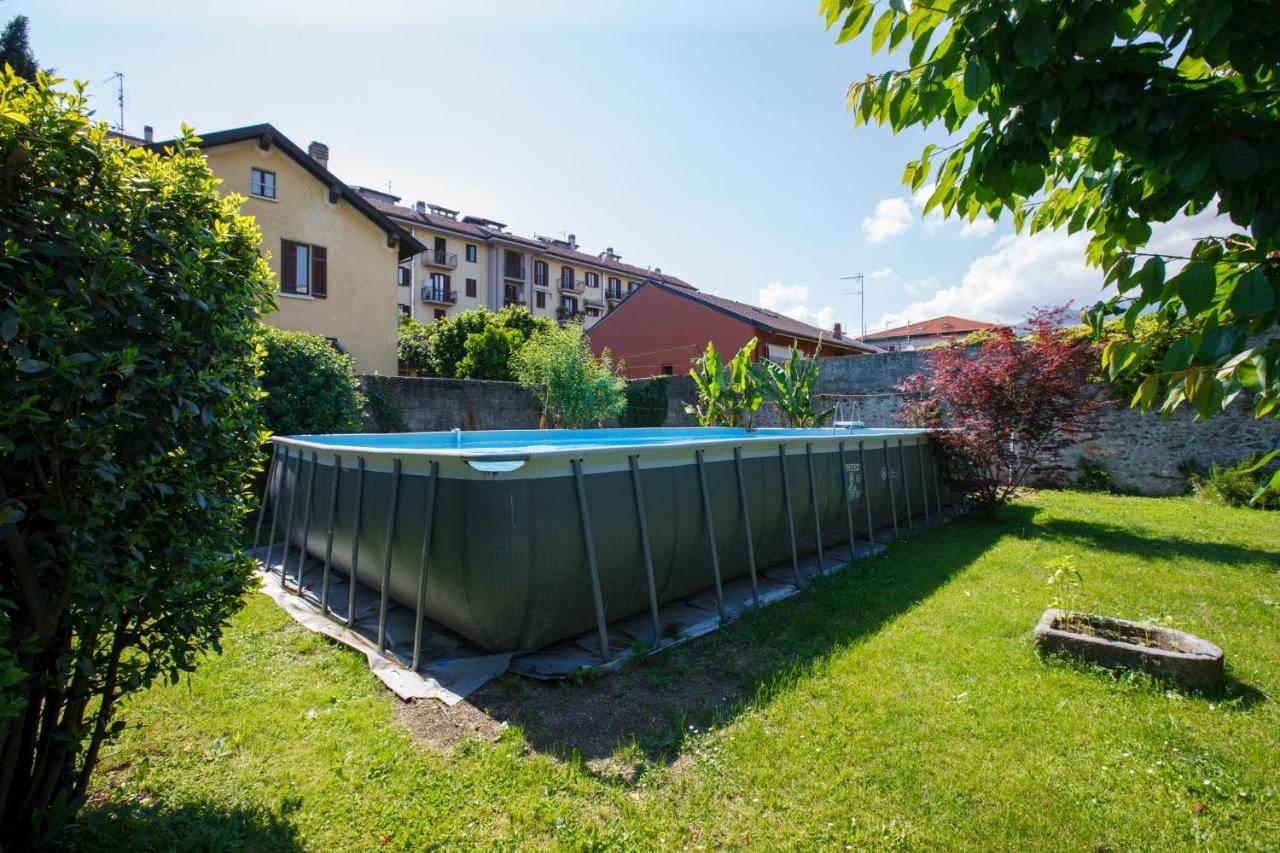 Villa Rachel Intra Buitenkant foto