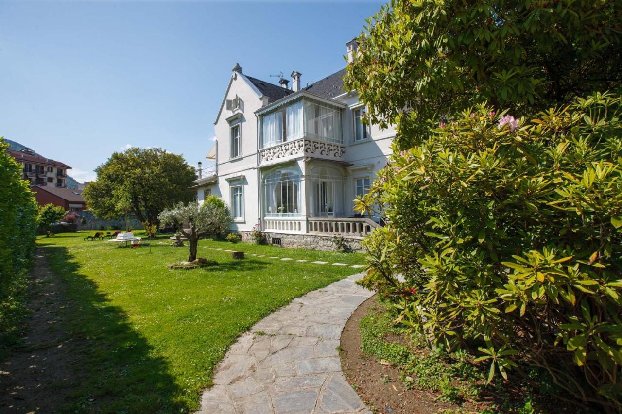 Villa Rachel Intra Buitenkant foto